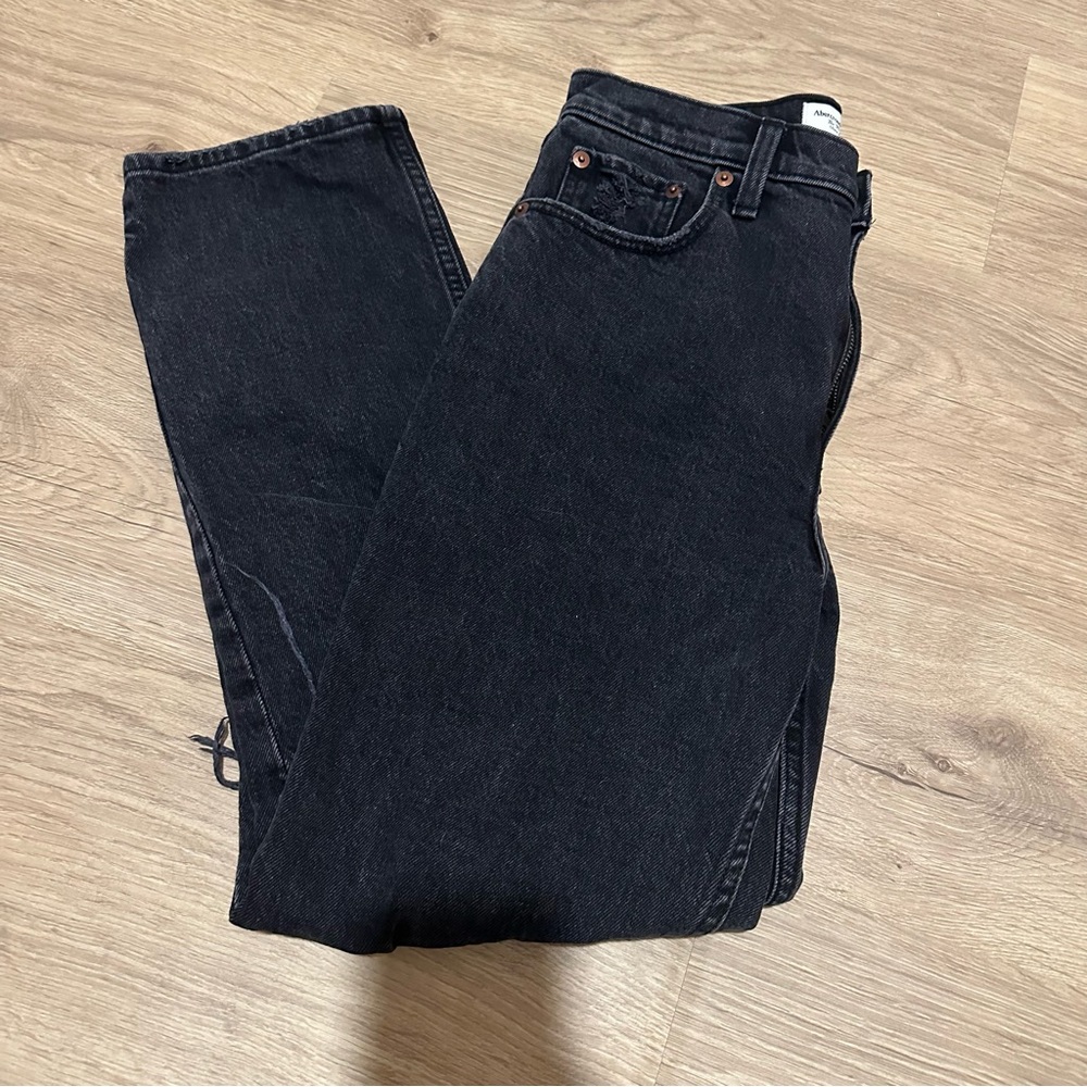 Abercrombie & Fitch 90s Straight Ultra High Rise Jeans